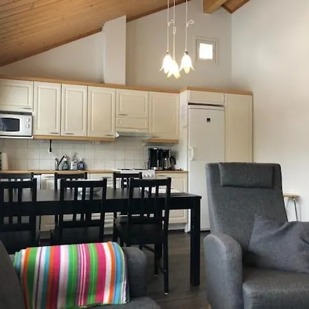 Castillo Hirvas 7 * ساريسيلكا