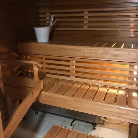 Castillo Hirvas 7 شقة